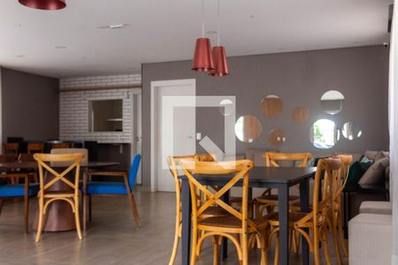 Apartamento para alugar com 41m², 2 quartos e sem vaga Apartamento para alugar com 41m², 2 quartos e sem vagaÁrea comum - Salão de festas