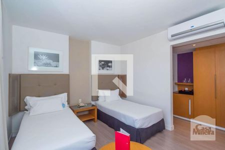 Sala/Quarto de apartamento à venda com 1 quarto, 26m² em Santo Agostinho, Belo Horizonte