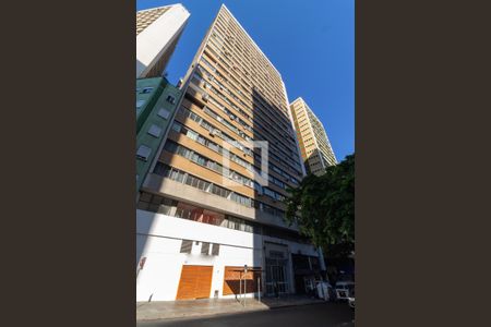 Apartamento para alugar com 64m², 1 quarto e sem vaga Apartamento para alugar com 64m², 1 quarto e sem vagaFachada