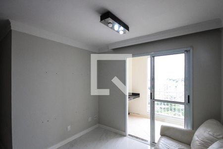 Sala de apartamento à venda com 3 quartos, 77m² em Vila Paulo Silas, São Paulo
