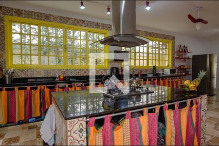 Casa de condomínio para alugar com 504m², 4 quartos e 4 vagas Casa de condomínio para alugar com 504m², 4 quartos e 4 vagasCozinha