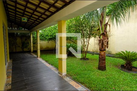 Casa de condomínio para alugar com 504m², 4 quartos e 4 vagas Casa de condomínio para alugar com 504m², 4 quartos e 4 vagasVaranda