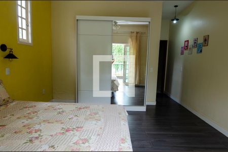 Casa de condomínio para alugar com 504m², 4 quartos e 4 vagas Casa de condomínio para alugar com 504m², 4 quartos e 4 vagasSuíte 2