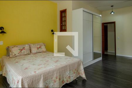 Casa de condomínio para alugar com 504m², 4 quartos e 4 vagas Casa de condomínio para alugar com 504m², 4 quartos e 4 vagasSuite 1