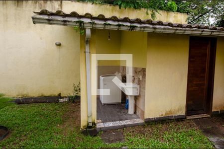 Casa de condomínio para alugar com 504m², 4 quartos e 4 vagas Casa de condomínio para alugar com 504m², 4 quartos e 4 vagasÁrea de serviço