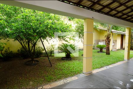 Casa de condomínio para alugar com 504m², 4 quartos e 4 vagas Casa de condomínio para alugar com 504m², 4 quartos e 4 vagasQuintal