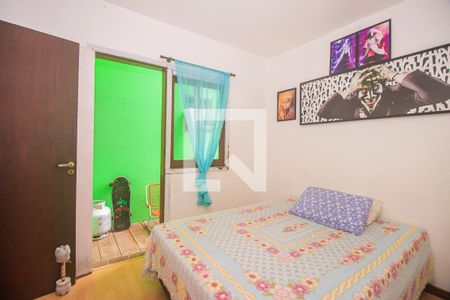 Quarto 2 de casa à venda com 7 quartos, 450m² em Sarandi, Porto Alegre