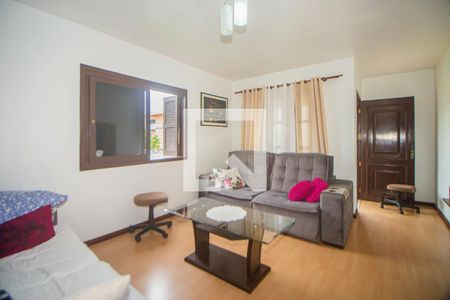 Sala de casa à venda com 7 quartos, 450m² em Sarandi, Porto Alegre