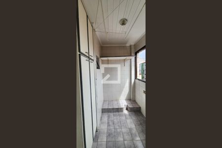 Apartamento para alugar com 120m², 3 quartos e 1 vagaÁrea de Serviço