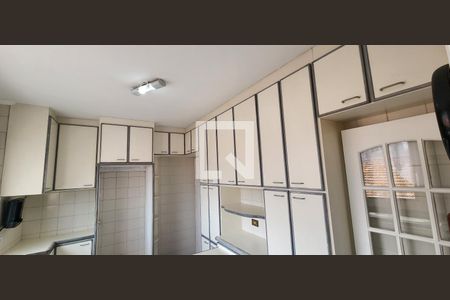 Apartamento para alugar com 120m², 3 quartos e 1 vagaCozinha - Armários