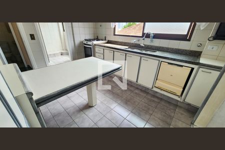 Apartamento para alugar com 120m², 3 quartos e 1 vagaDetalhe da cozinha