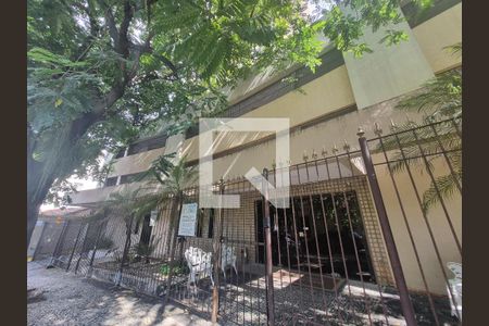 Apartamento à venda com 78m², 2 quartos e 1 vagaFachada