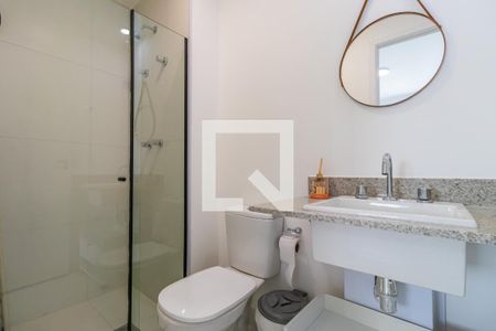 Apartamento à venda com 70m², 2 quartos e 2 vagas Apartamento à venda com 70m², 2 quartos e 2 vagasBanheiro da Suíte