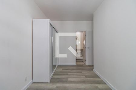 Apartamento à venda com 70m², 2 quartos e 2 vagas Apartamento à venda com 70m², 2 quartos e 2 vagasSuíte