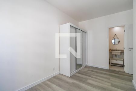 Apartamento à venda com 70m², 2 quartos e 2 vagas Apartamento à venda com 70m², 2 quartos e 2 vagasSuíte