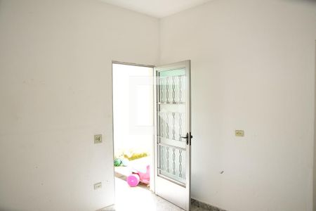 Sala de casa para alugar com 2 quartos, 80m² em Recanto dos Victor’s, Cotia