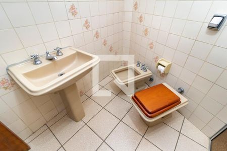 Casa à venda com 290m², 4 quartos e 2 vagasCasa 02 - Banheiro