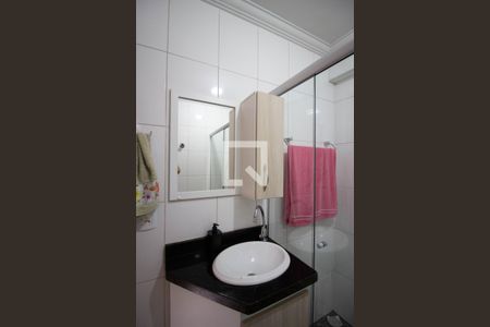 Casa à venda com 290m², 4 quartos e 2 vagasCasa 01 - Banheiro Social