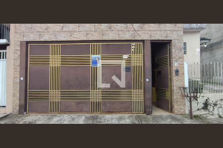 Casa à venda com 290m², 4 quartos e 2 vagasFachada