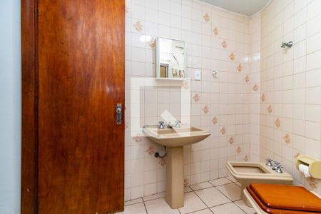 Casa à venda com 290m², 4 quartos e 2 vagasCasa 02 - Banheiro