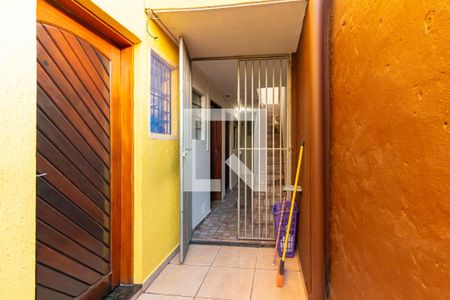 Casa à venda com 290m², 4 quartos e 2 vagasCasa 02 - Entrada