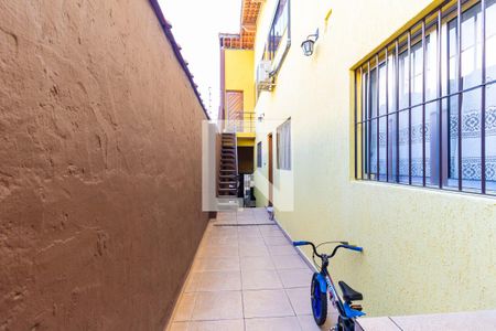 Casa à venda com 290m², 4 quartos e 2 vagasCorredor