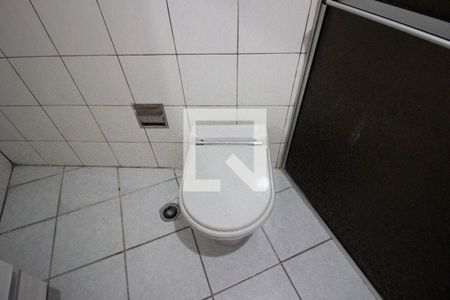 Casa à venda com 290m², 4 quartos e 2 vagasCasa 03 - Banheiro