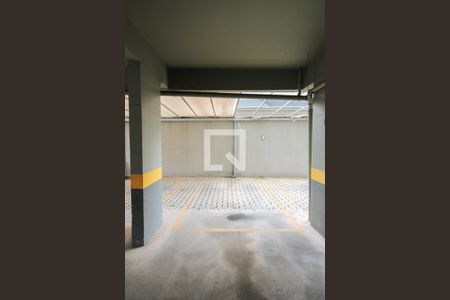 Garagem vaga 1 de apartamento para alugar com 3 quartos, 75m² em Jaraguá, Belo Horizonte