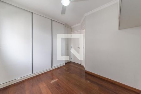 Apartamento à venda com 86m², 3 quartos e 2 vagas Apartamento à venda com 86m², 3 quartos e 2 vagasSuíte