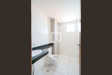 Apartamento à venda com 56m², 2 quartos e 1 vaga Apartamento à venda com 56m², 2 quartos e 1 vagaBanheiro