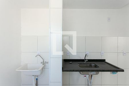 Apartamento à venda com 56m², 2 quartos e 1 vaga Apartamento à venda com 56m², 2 quartos e 1 vagaCozinha e Área de Serviço