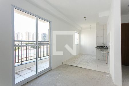 Sala e Cozinha de apartamento à venda com 2 quartos, 56m² em Tatuapé, São Paulo