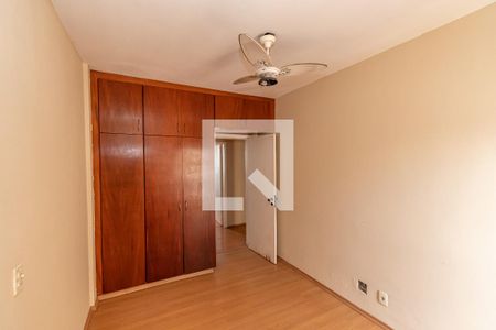 Apartamento à venda com 317m², 4 quartos e 3 vagasQuarto 2