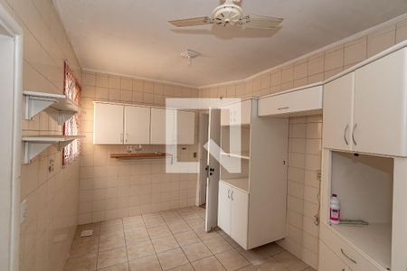 Apartamento à venda com 317m², 4 quartos e 3 vagasCozinha