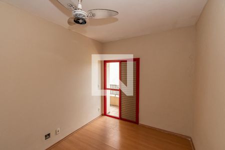 Apartamento à venda com 317m², 4 quartos e 3 vagasQuarto 2