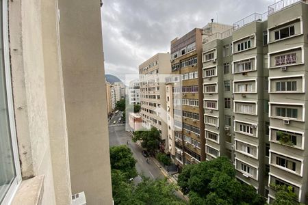 Vista de kitnet/studio para alugar com 1 quarto, 35m² em Copacabana, Rio de Janeiro