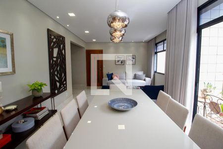 Sala de apartamento à venda com 4 quartos, 120m² em Grajaú, Belo Horizonte