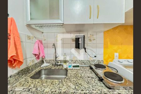 Studio à venda com 26m², 1 quarto e 1 vaga Studio à venda com 26m², 1 quarto e 1 vagaStudio