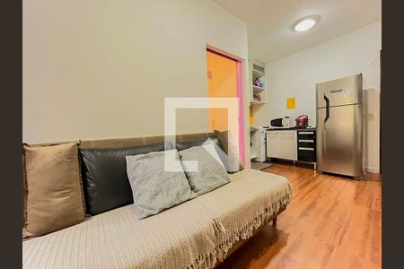 Studio à venda com 26m², 1 quarto e 1 vaga Studio à venda com 26m², 1 quarto e 1 vagaStudio