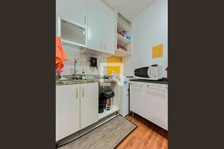 Studio à venda com 26m², 1 quarto e 1 vaga Studio à venda com 26m², 1 quarto e 1 vagaStudio