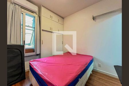Studio à venda com 26m², 1 quarto e 1 vaga Studio à venda com 26m², 1 quarto e 1 vagaQuarto