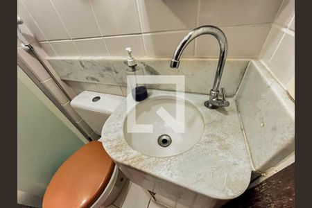 Studio à venda com 26m², 1 quarto e 1 vaga Studio à venda com 26m², 1 quarto e 1 vagaBanheiro