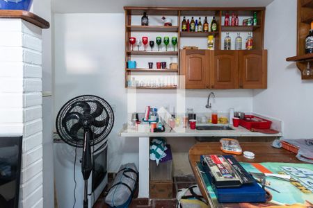 Apartamento à venda com 300m², 5 quartos e 3 vagasCasa 2 kitnet 