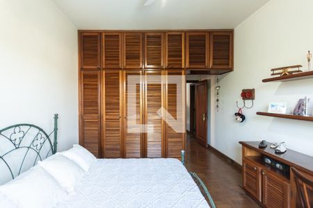 Apartamento à venda com 300m², 5 quartos e 3 vagasSuíte 2