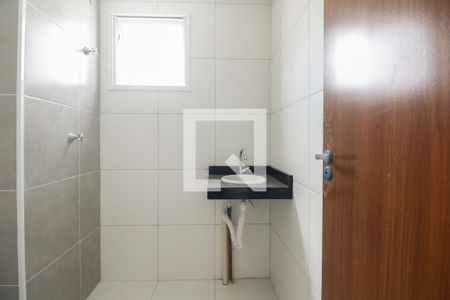 Apartamento à venda com 43m², 2 quartos e 1 vaga Apartamento à venda com 43m², 2 quartos e 1 vagaBanheiro