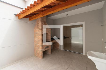 Casa à venda com 140m², 3 quartos e 3 vagas Casa à venda com 140m², 3 quartos e 3 vagasChurrasqueira