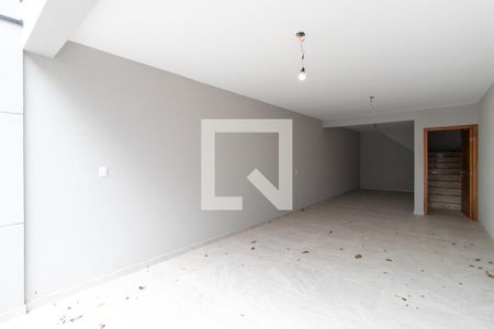 Casa à venda com 140m², 3 quartos e 3 vagas Casa à venda com 140m², 3 quartos e 3 vagasGaragem