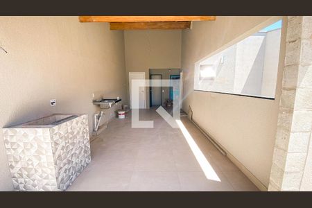 Apartamento à venda com 123m², 2 quartos e 2 vagas Apartamento à venda com 123m², 2 quartos e 2 vagasCobertura