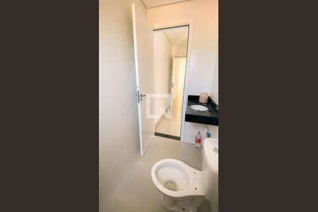 Apartamento à venda com 123m², 2 quartos e 2 vagas Apartamento à venda com 123m², 2 quartos e 2 vagasBanheiro da Suíte