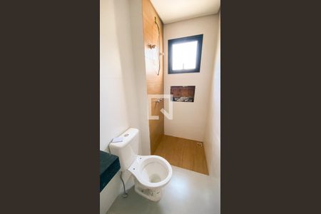 Apartamento à venda com 123m², 2 quartos e 2 vagas Apartamento à venda com 123m², 2 quartos e 2 vagasBanheiro da Suíte